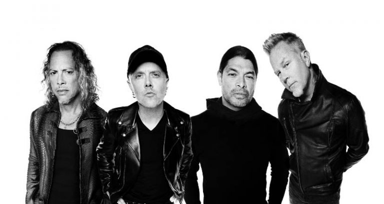 Metallica faz show beneficente para vítimas dos incêndios na Califórnia