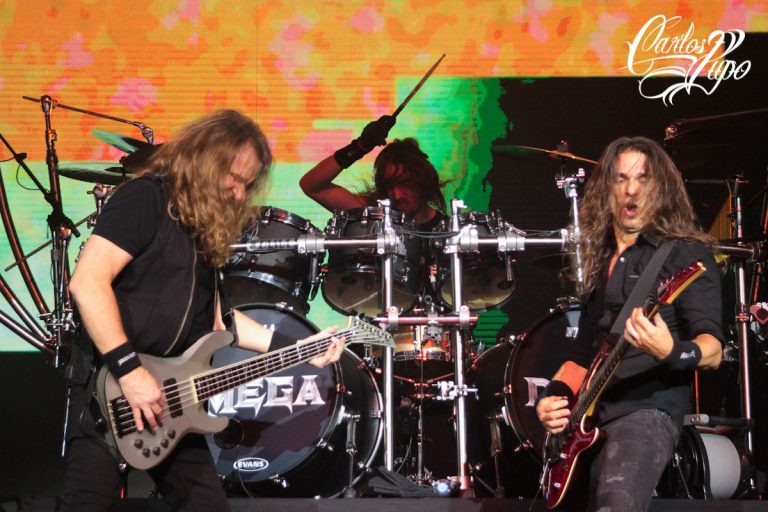 ARQUIVO - O baixista David Ellefson, o baterista Dirk Verbeuren, e o guitarrista Kiko Loureiro, do Megadeth, se apresentam no Espaço das Américas, em São Paulo, em 31 de Outubro de 2017. O show faz parte da turnê ARQUIVO - O baixista David Ellefson, o baterista Dirk Verbeuren, e o guitarrista Kiko Loureiro, do Megadeth, se apresentam no Espaço das Américas, em São Paulo, em 31 de Outubro de 2017. O show faz parte da turnê