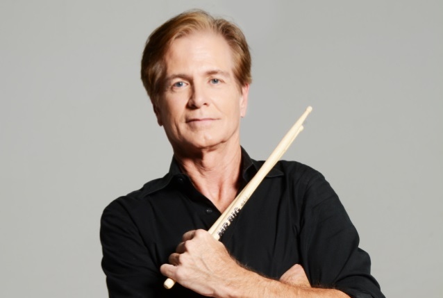 Pat Torpey, baterista do Mr. Big, morre aos 64 anos