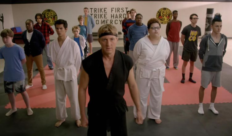 O spinoff de Karate Kid é ambientado 30 anos depois do filme que deu origem ao seriado