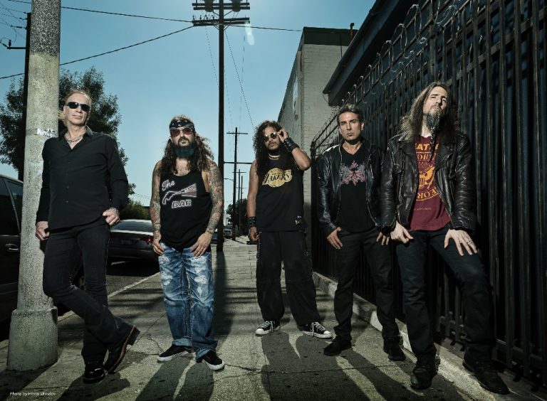 Sons of Apollo traz estrelas do rock mundial ao Brasil