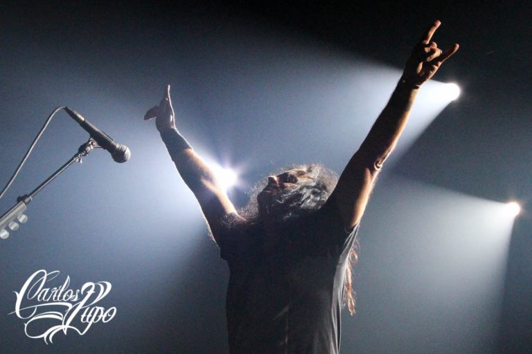 Mille Petrozza, guitarrista e vocalista, durante o show na Audio em São Paulo