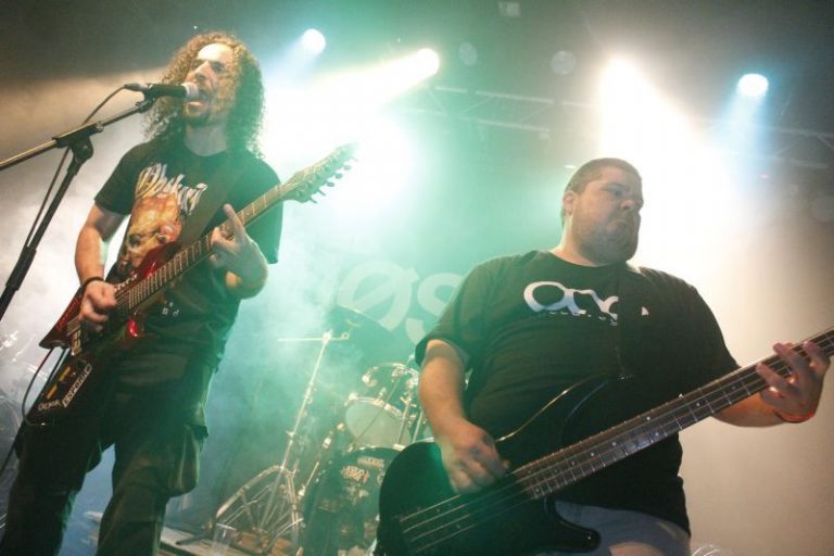 Tradicional banda de death/grind metal é a segunda a assinar com o selo Electric Funeral Records, um braço do selo da Abraxas