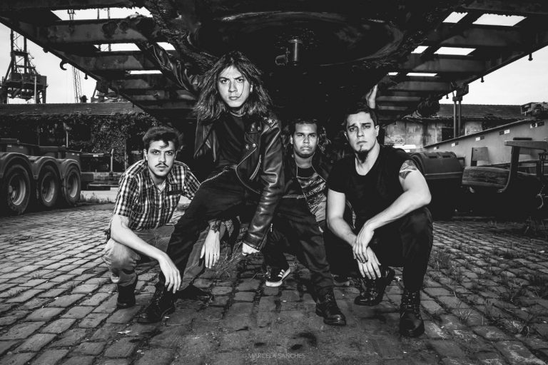 Banda SURR se inspira no thrash metal e lança ‘Réquiem’