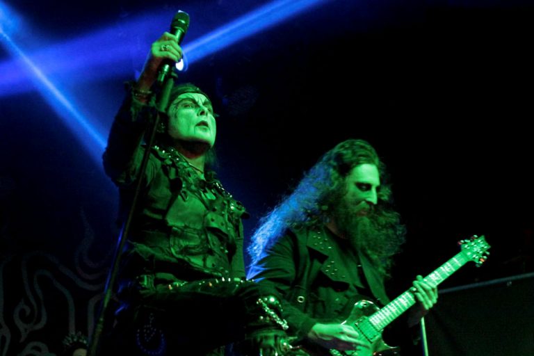 Cradle of Filth: Relembrando o legado de ‘Cruelty and the Beast’ em show em São Paulo