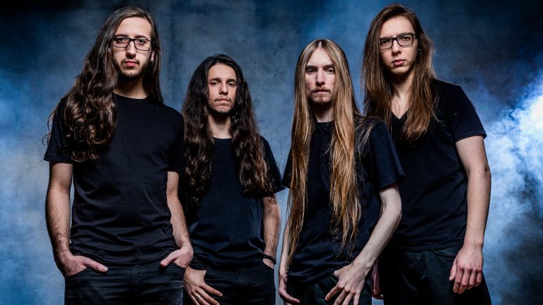 Kryour presta tributo ao Children of Bodom em vídeo ao vivo