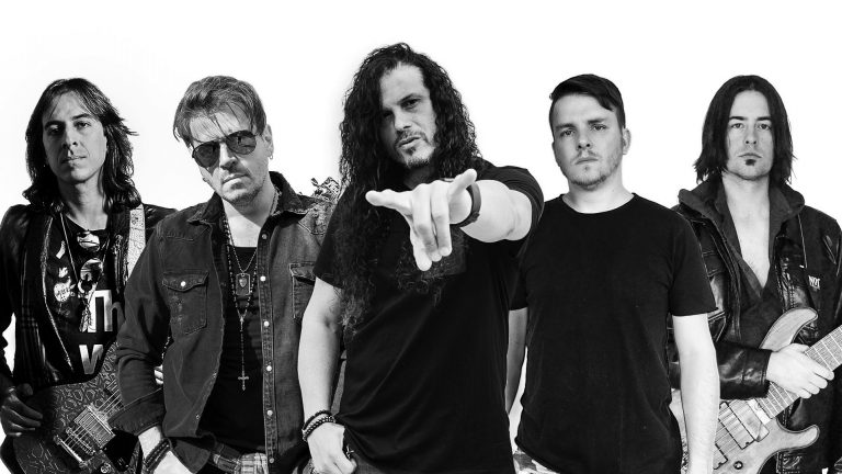 Banda do vocalista Jeff Scott Soto passará pelo Brasil em Maio