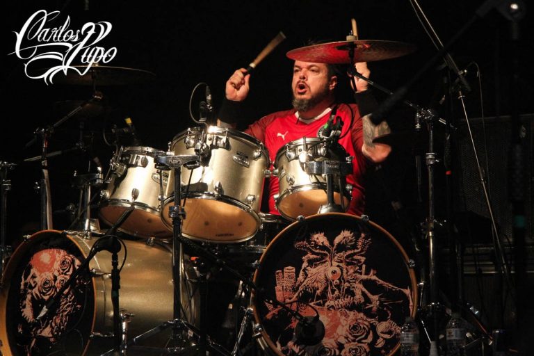 Iggor Cavalera estreia vídeo de “Sanctuary” na série Beneath the Drums