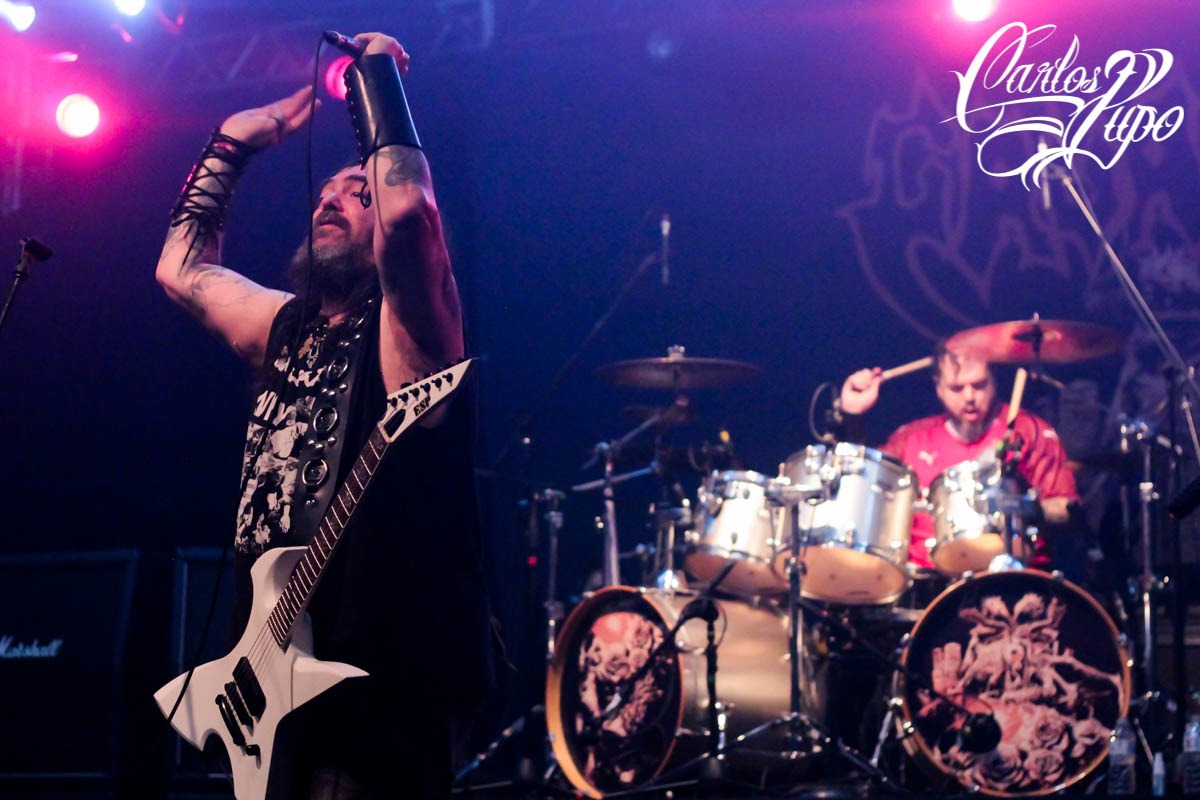 Max e Iggor Cavalera se apresentam no Sacadura 154
