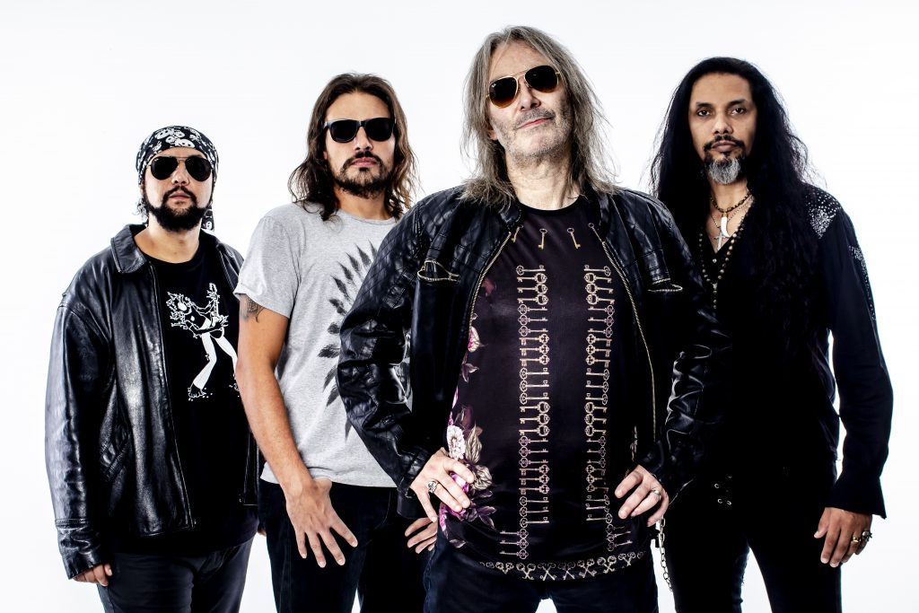 Kiss FM estreia hoje "Kiss Club Live" com Golpe de Estado ao vivo para