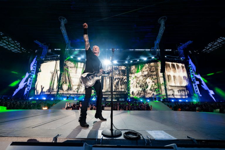 Metallica oficializa o adiamento de seus shows pela América do Sul