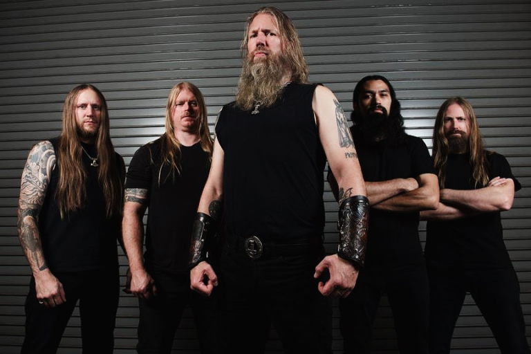 Amon Amarth e Powerwolf iniciam turnê pela América Latina com show em Brasília nesta sexta-feira