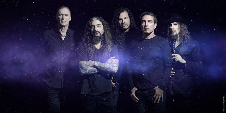 Sons Of Apollo: Turnê adiada para abril 2021