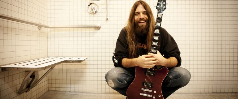 Mark Morton, guitarrista do Lamb of God, lança cover de ‘Black’ para novo EP