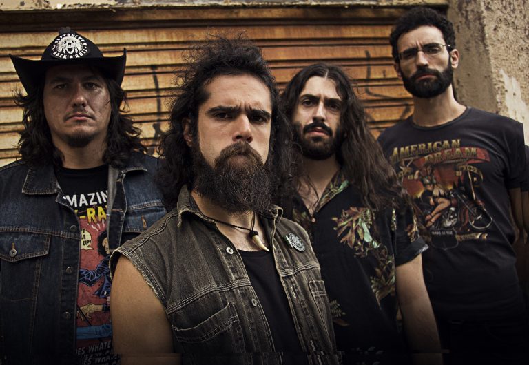 Com som ‘pedrada na moleira’, conheça Wolftrucker, nova potência gaúcha do rock