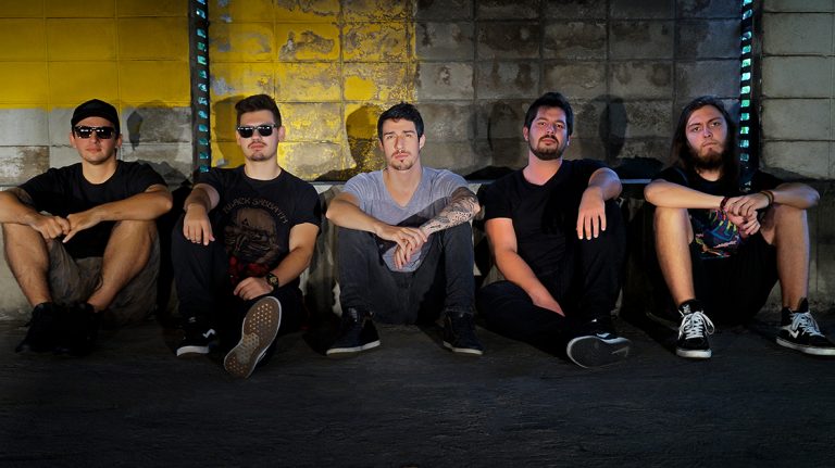 Banda brasileira Warred lança novo single “Behind The Mask” com seu primeiro videoclipe