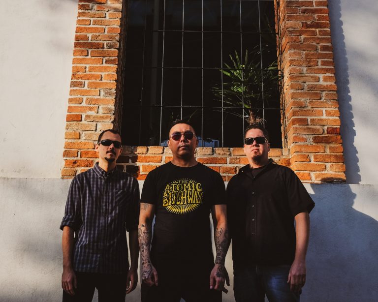 Novas músicas serão lançadas em abril via Abraxas Records Novas músicas serão lançadas em abril via Abraxas Records