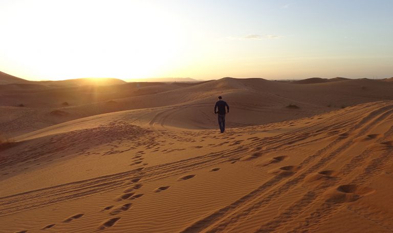 Eduardo Pastore lança canção Everyday Desert em tempos de isolamento social