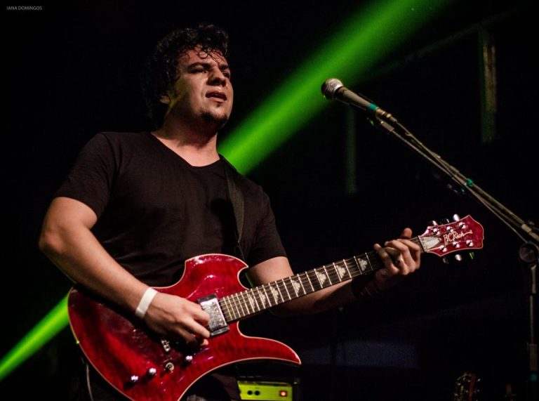 Beto Lani: Confira a agenda de lives do guitarrista mineiro