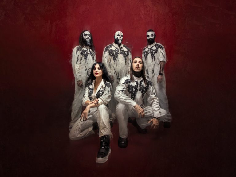 Lacuna Coil lança versão ao vivo e clipe da faixa ‘Apocalypse’