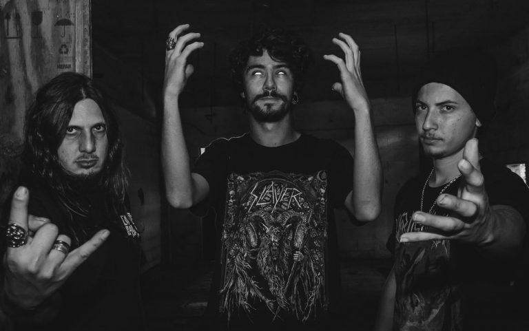 Coyote Bad Trip lança single e videoclipe “Cidade dos Crânios”