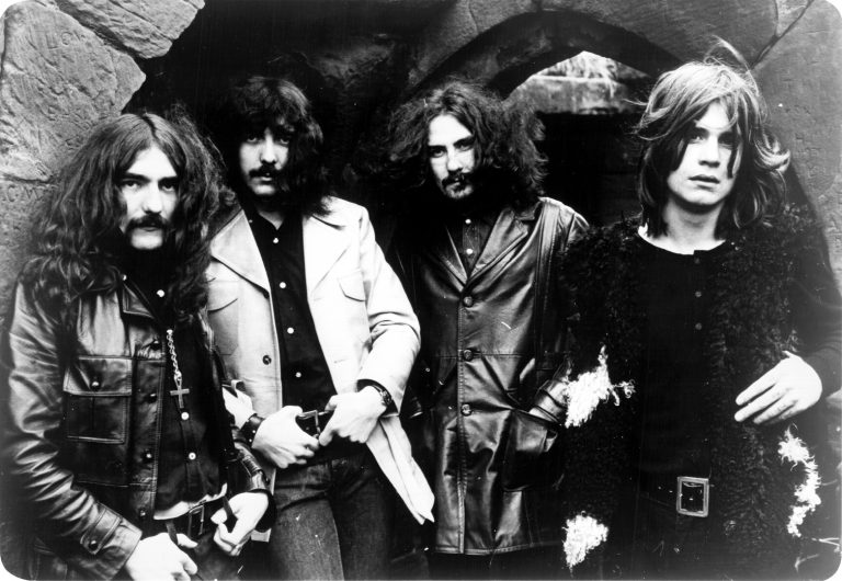 Black Sabbath lança edição comemorativa de 50 anos do clássico Paranoid