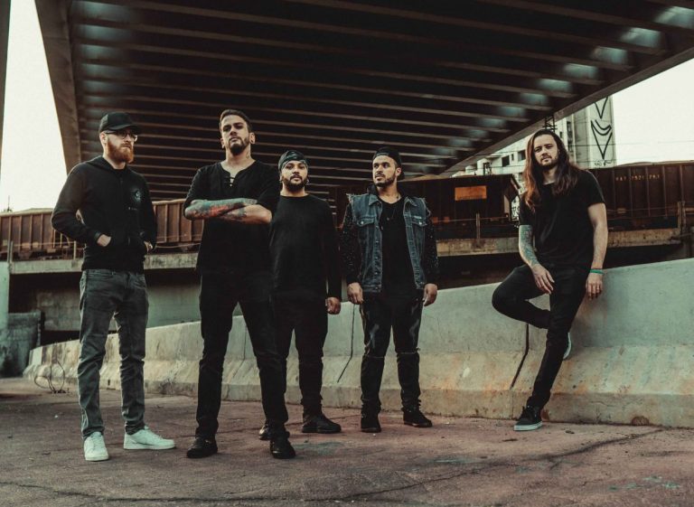 Raising Conviction lança single e videoclipe para ‘Enemies Ahead’