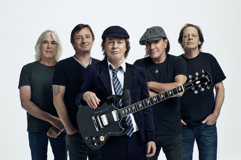 AC/DC retorna com “Shot in the Dark”, single que precede o aguardado álbum inédito “Power Up”, com lançamento em 13 de novembro