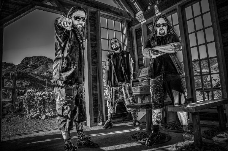 Claustrofobia anuncia lançamento de novo single “Riff Cult” através da Decibel Magazine