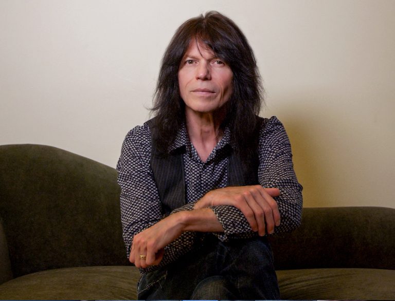 Rudy Sarzo: Lenda do Rock/Metal participa do debut da banda No One Spoke