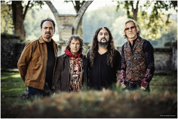 Transatlantic lança vídeo para ‘The World We Used To Know’; segundo single de ‘The Absolute Universe’