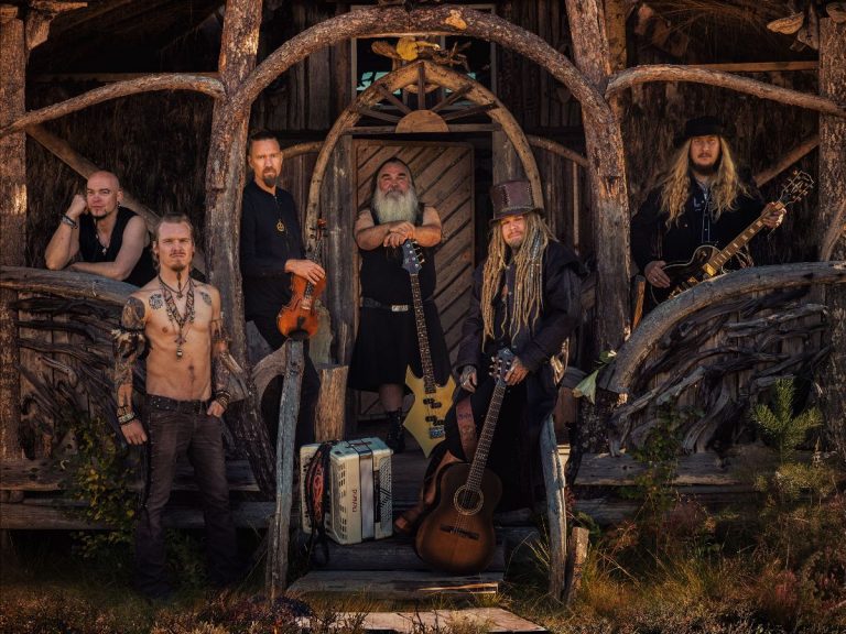 Korpiklaani: banda lança single e video para “Niemi”