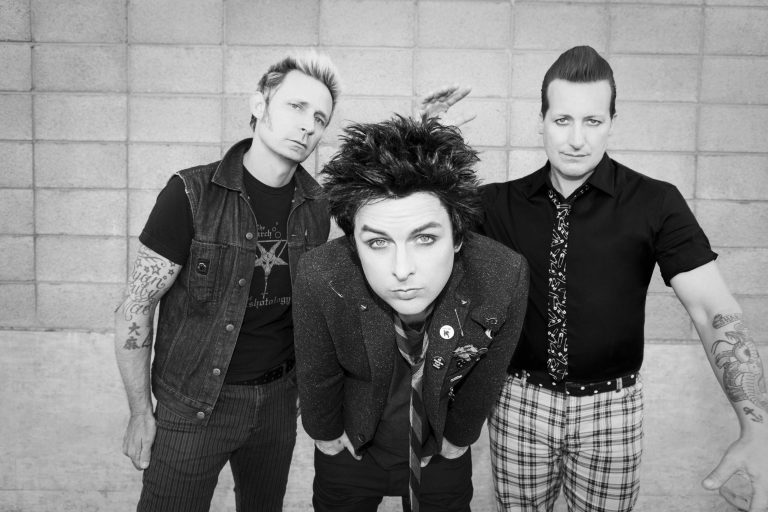 Green Day disponibiliza pela primeira vez performances históricas no álbum ao vivo “The BBC Sessions”