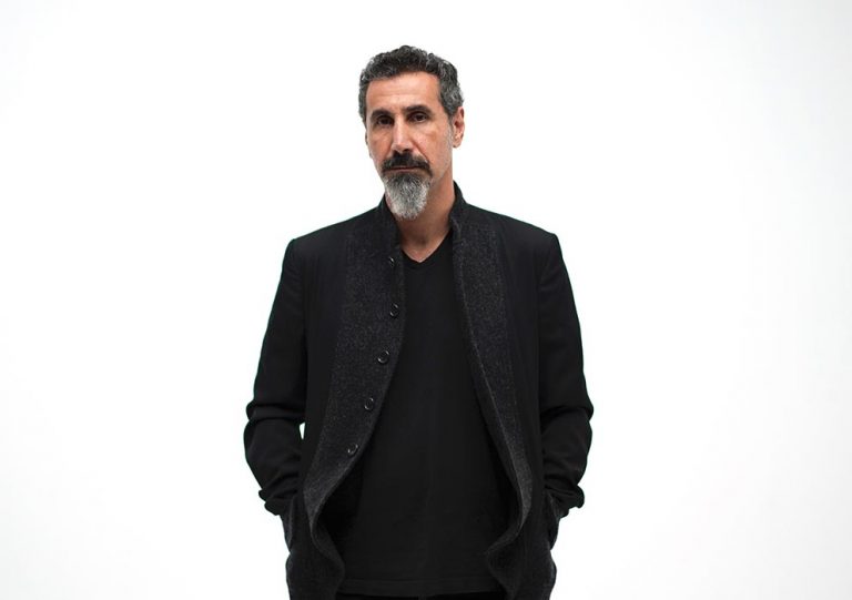 O aguardado EP de Serj Tankian será lançado dia 19 de março
