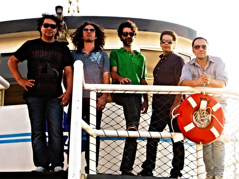 Ícone do rock progressivo gaúcho, banda Cinema Show retorna com novo disco