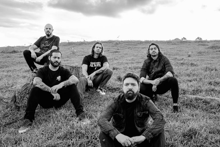 Impavid Colossus compartilha versão de ‘Rise and Fall’ ao vivo no Family Mob Studio