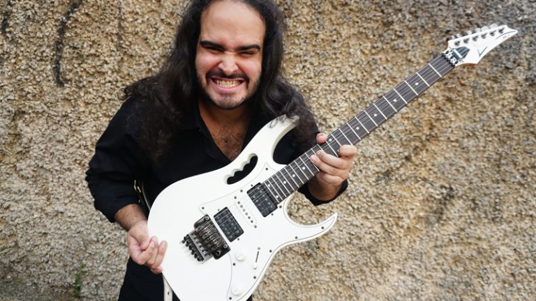 Fernando Fernandes lança single de estreia com metal progressivo