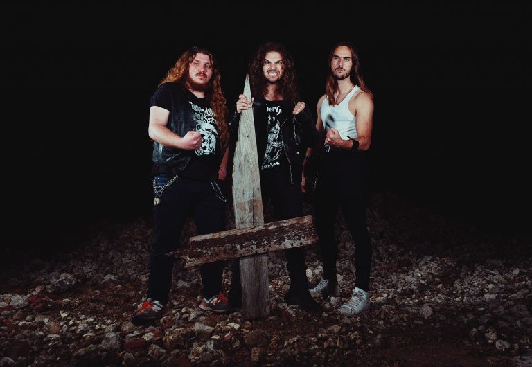 Toxikull anuncia novo single, “Nascida no Cemitério”, com participação do Flageladör