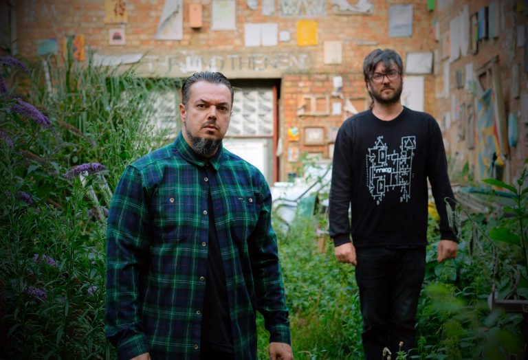 Petbrick: projeto de Iggor Cavalera tem seu primeiro álbum lançado no  Brasil