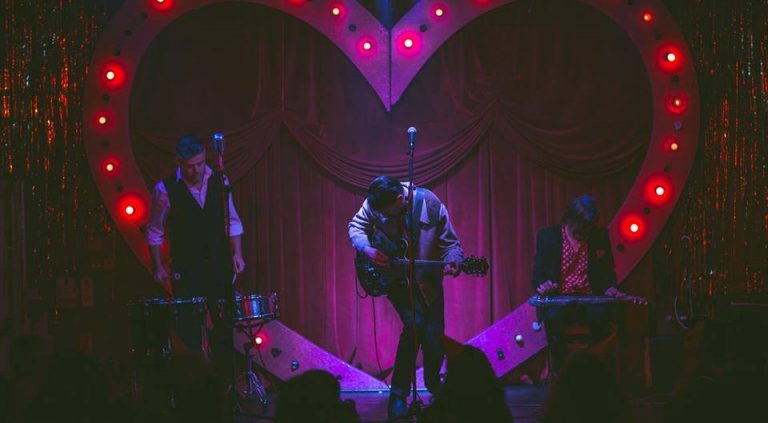 Shattercones se prepara para a explosão de sentimentos com novo EP ‘This Septic Isle’