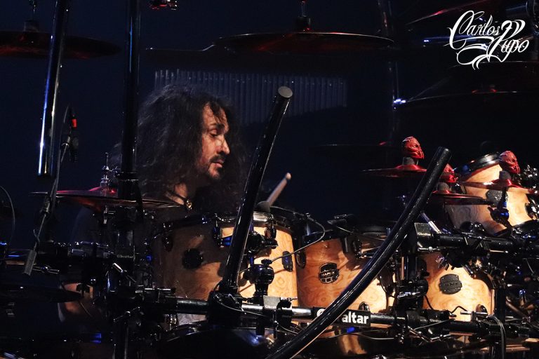 W.A.S.P. anuncia turnê de 40 anos em 2022 com Aquiles Priester na bateria