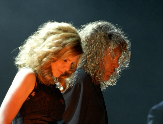 Robert Plant & Alison Krauss se unem novamente em “Raise The Roof”