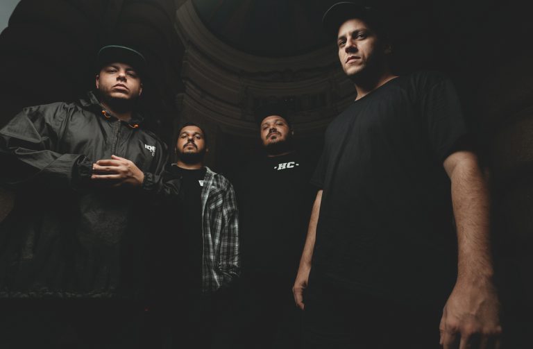 Bayside Kings lança o single (DES)OBEDECER, a estreia na Repetente Records