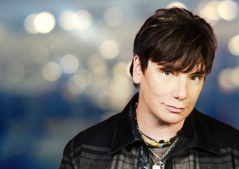 Eric Martin manda recado aos fãs brasileiros