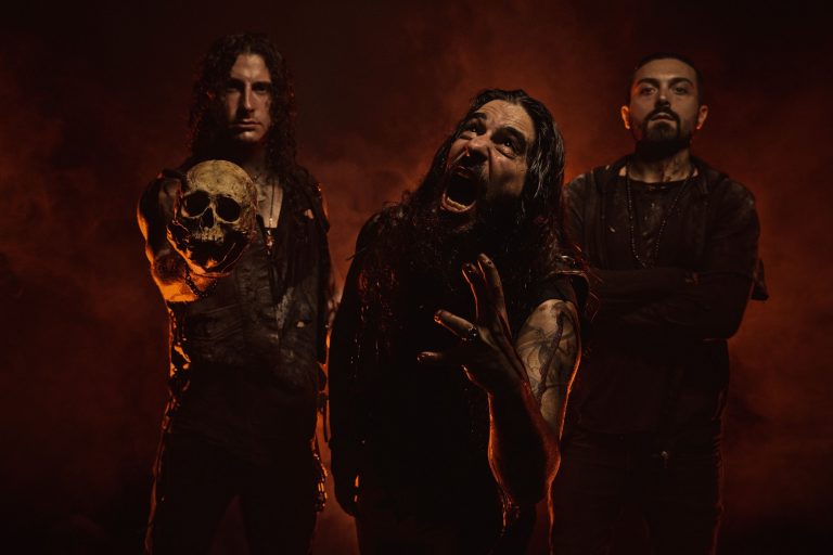 Lucifer’s Child anuncia o lançamento de seu novo split com o Mystifier, ‘Under Satan’s Wrath’