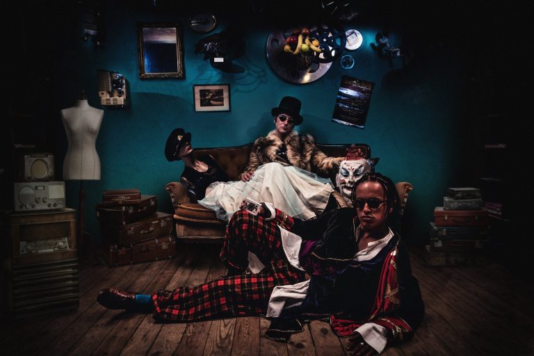 Sonic Winter lança a instigante “Never Bet The Devil Your Head”