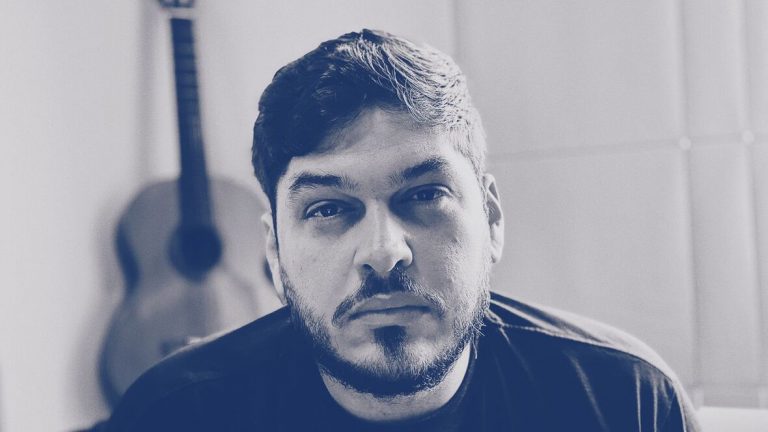 O sergipano Breno Moura, idealizador do projeto Basmoura & A Banda Dos Sonhos O sergipano Breno Moura, idealizador do projeto Basmoura & A Banda Dos Sonhos