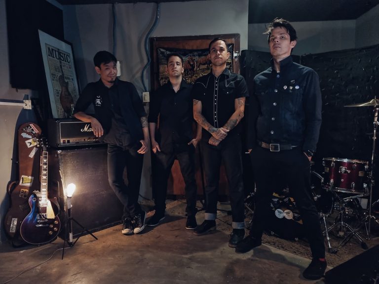 Banda de Brasília, na ativa desde 2019, é formada por músicos com passagens na Conteste!, Caos Lúdico, Dissônicos, Firstations e Nada Em Vão Banda de Brasília, na ativa desde 2019, é formada por músicos com passagens na Conteste!, Caos Lúdico, Dissônicos, Firstations e Nada Em Vão
