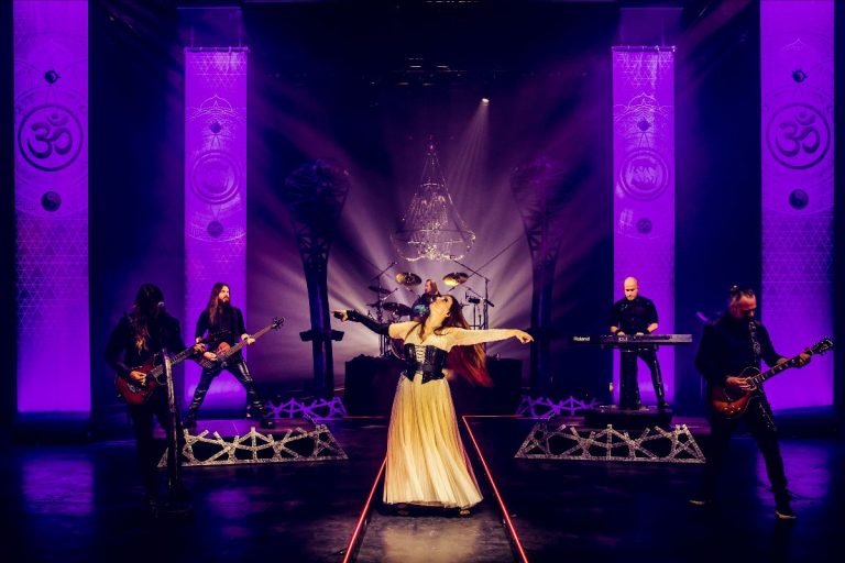 Epica comemora 20 anos de ‘We Will Take You With Us’ e lança edição de colecionador