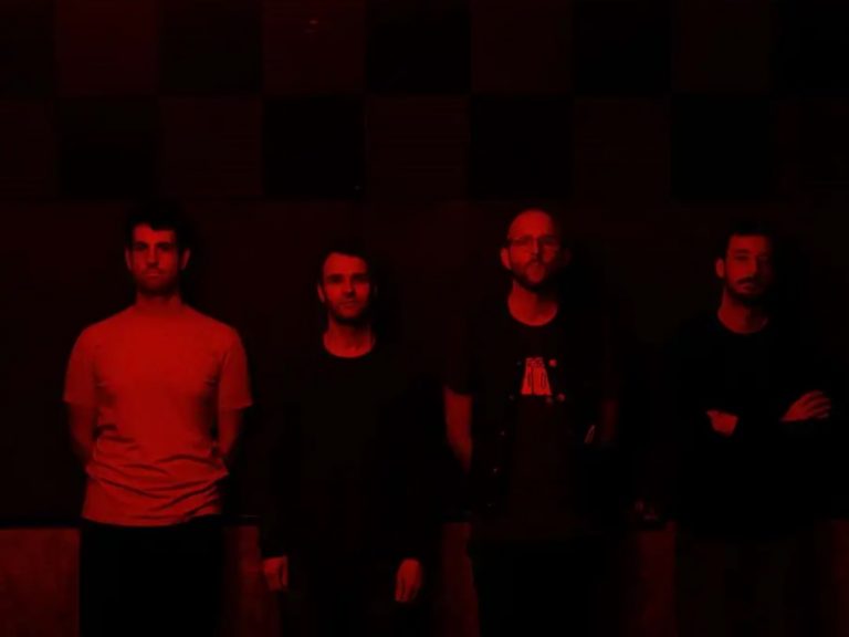 Troy The Band compartilha novo EP; Ouça ‘The Blissful Unknown’